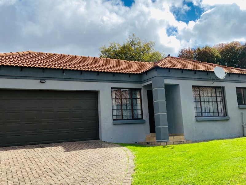 House To Rent in Jackaroo Park - Photo 1
