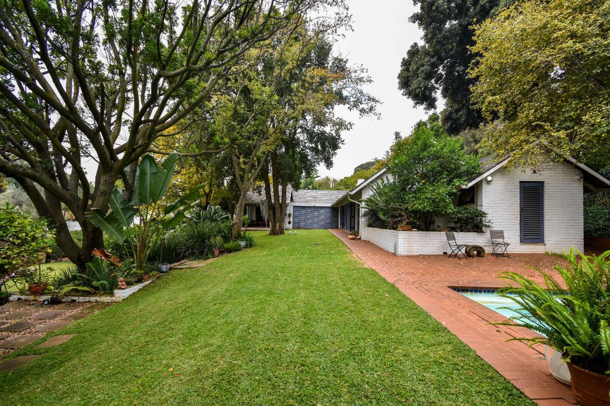 House For Sale in Waterkloof Ridge - Photo 4