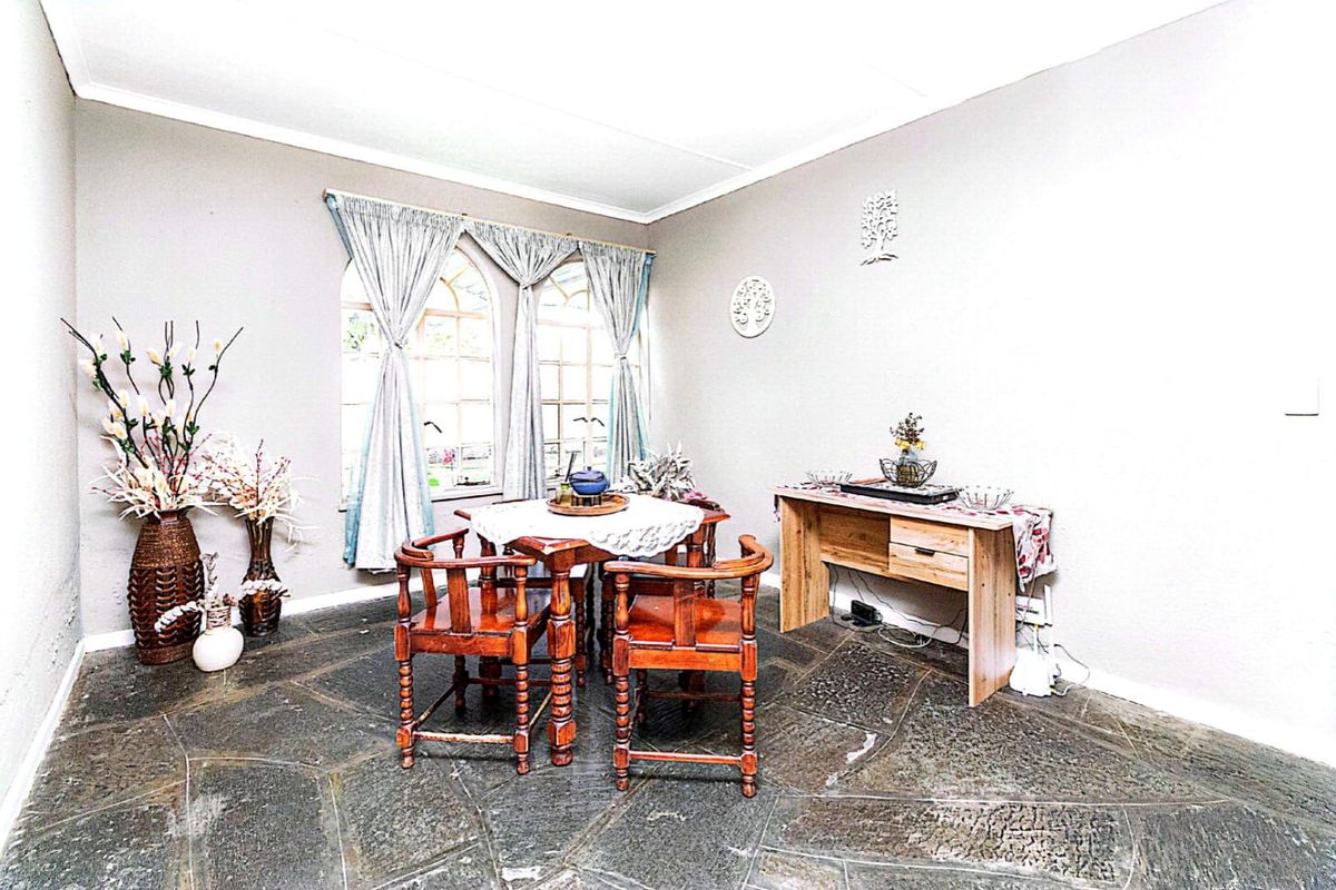 House For Sale in Florida Lake - Photo 5