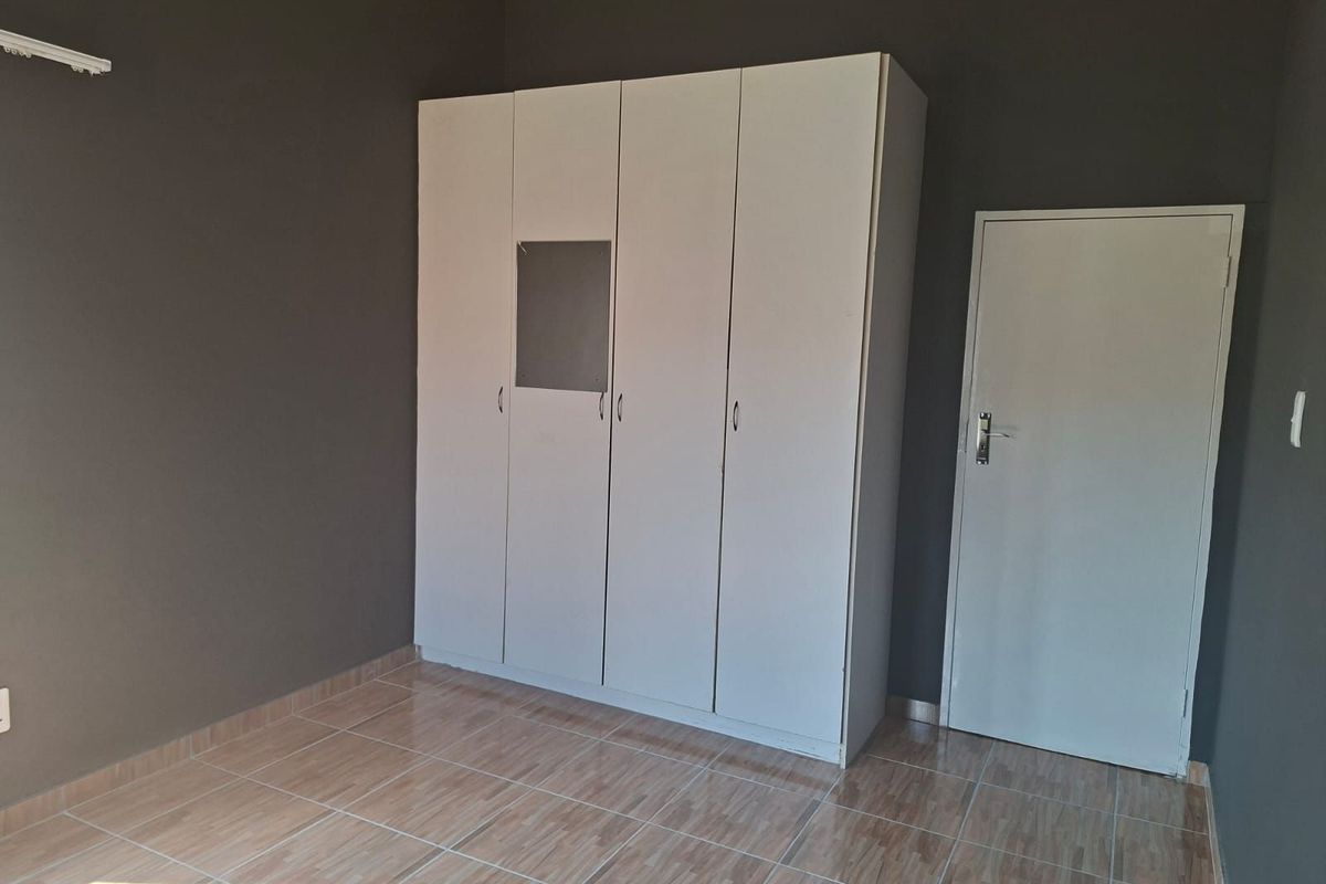 House For Sale in Bendor - Photo 2