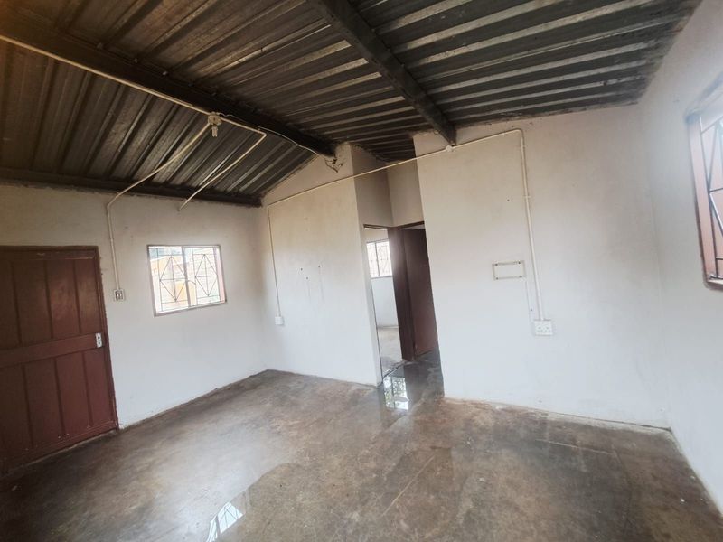 House For Sale in Mamelodi East - Photo 9