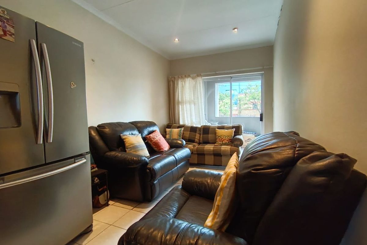 Apartment For Sale in Ferndale - Photo 4