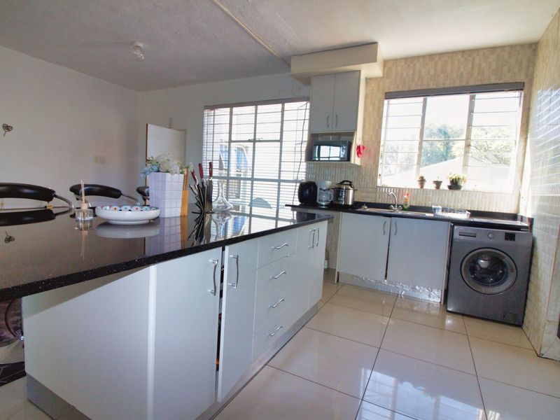 Apartment For Sale in Bramley Park - Photo 7