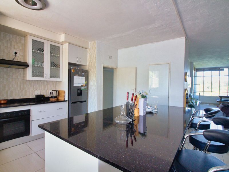 Apartment For Sale in Bramley Park - Photo 8