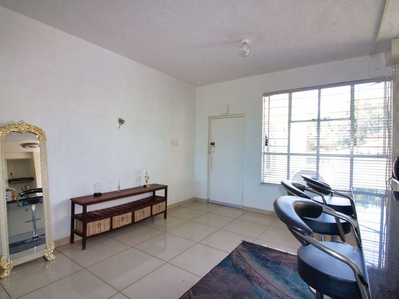 Apartment For Sale in Bramley Park - Photo 4