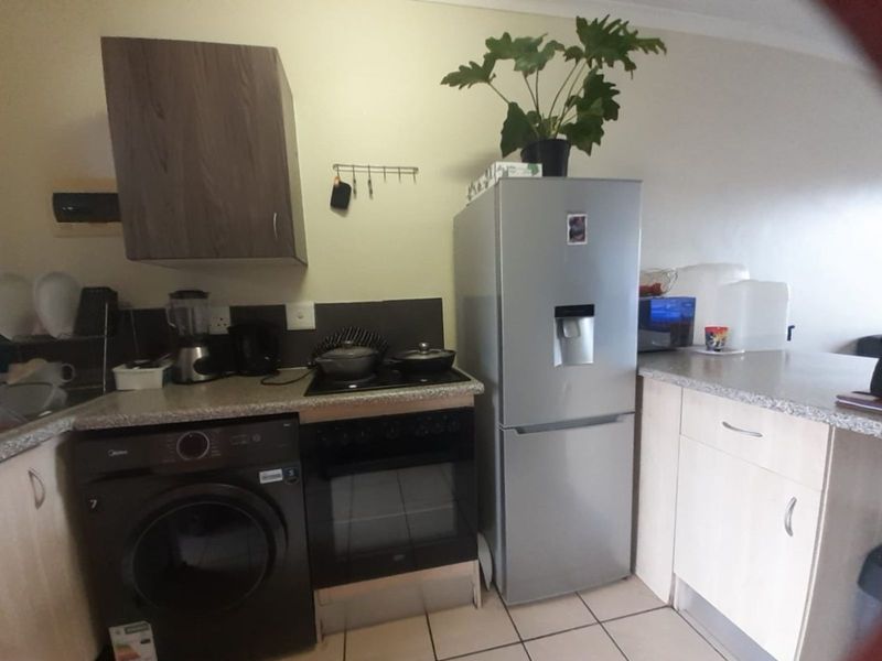 Apartment For Sale in Amberfield - Photo 7