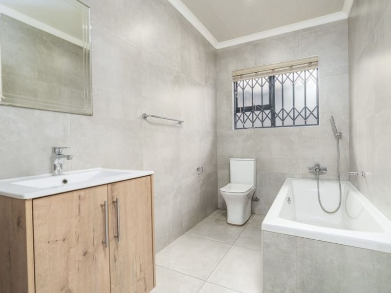 House For Sale in Secunda Central - Photo 6