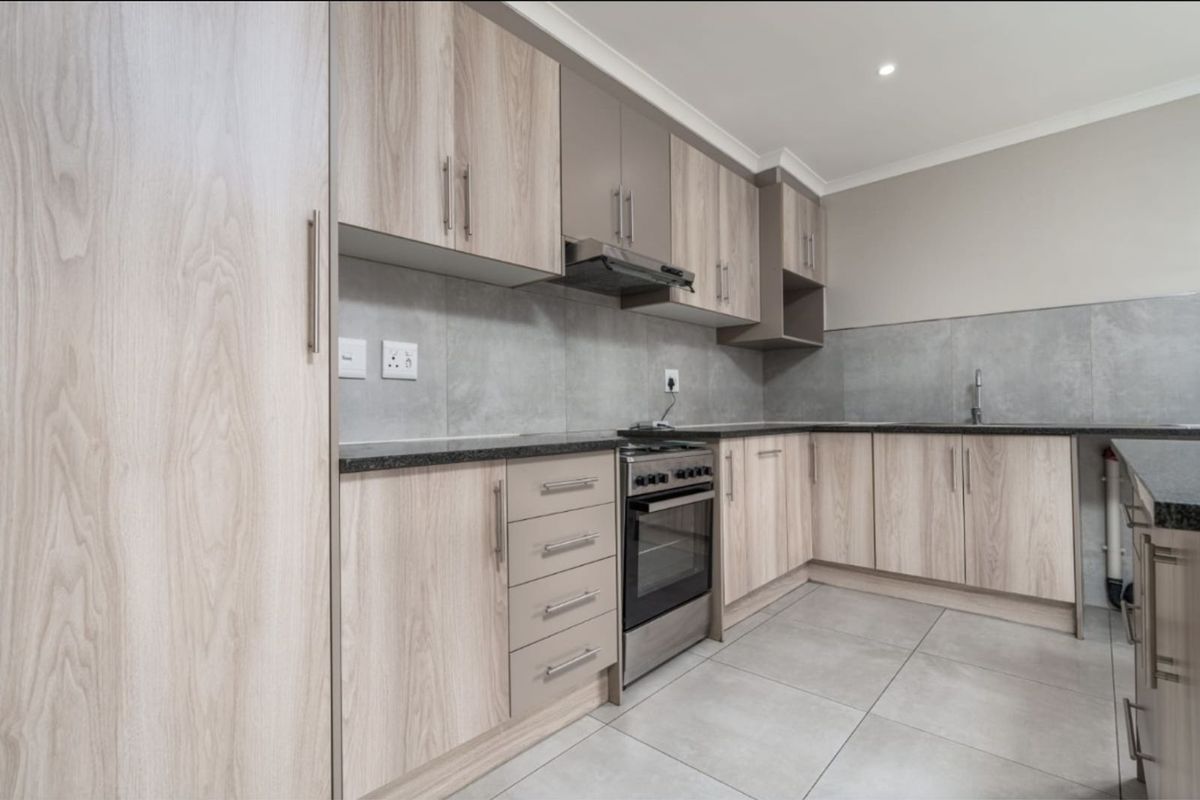 House For Sale in Secunda Central - Photo 3