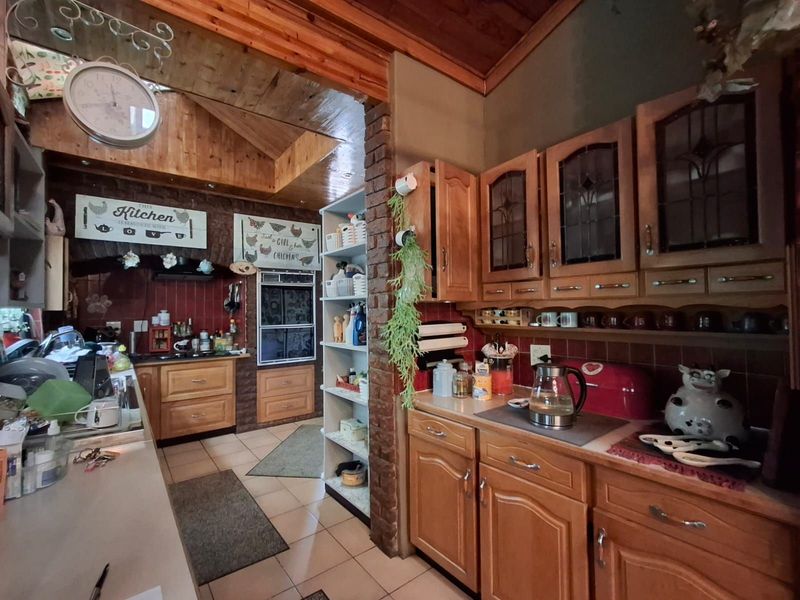 House For Sale in Pretoria North - Photo 6