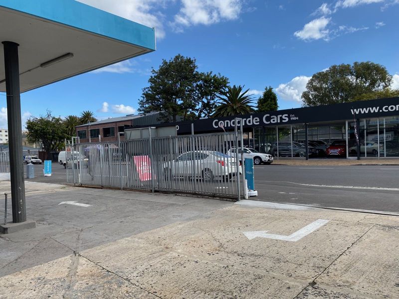 Industrial To Rent in Plumstead - Photo 3