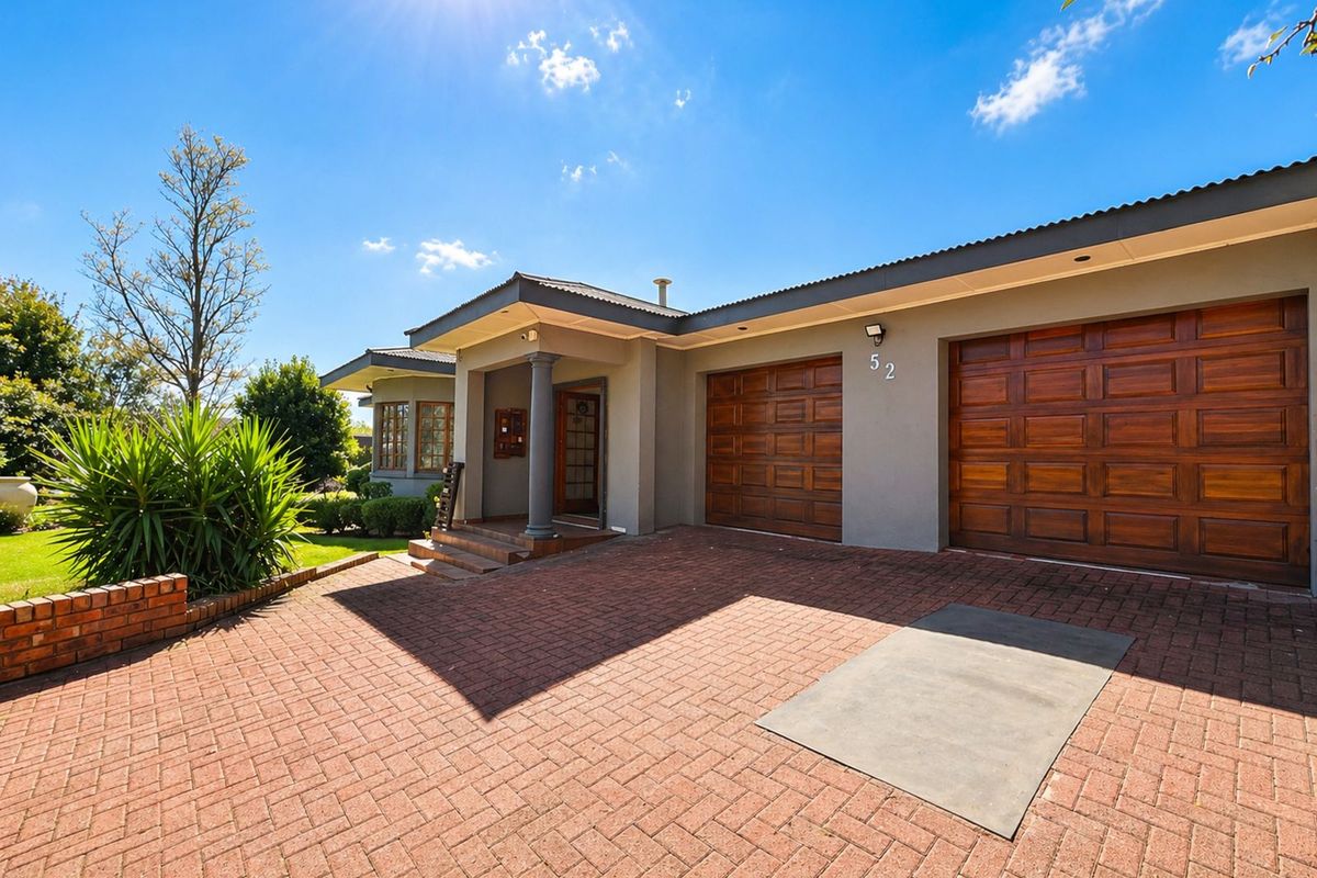 House For Sale in Ermelo Central - Photo 4