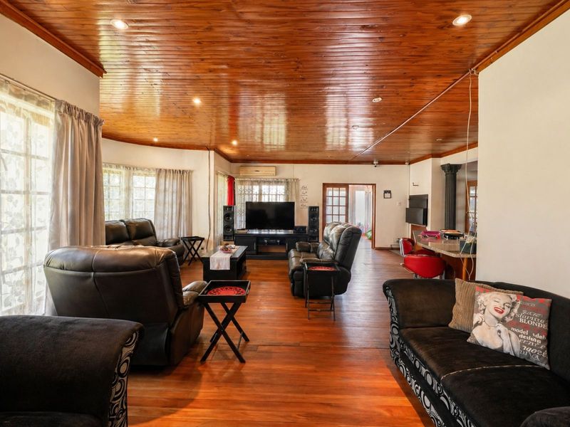 House For Sale in Ermelo Central - Photo 10