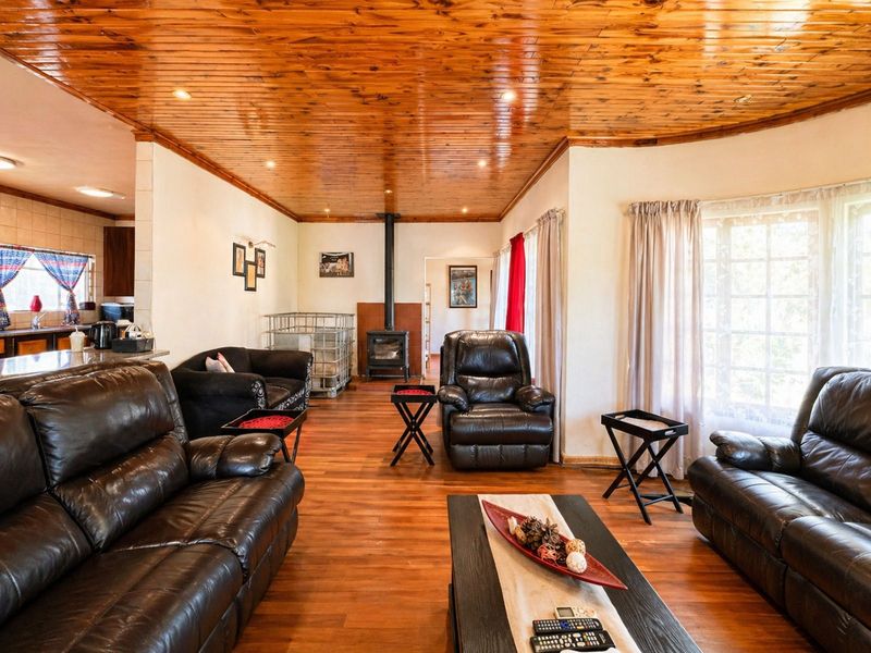 House For Sale in Ermelo Central - Photo 3