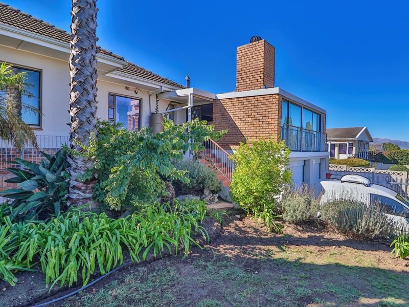 House For Sale in The Links - Photo 6