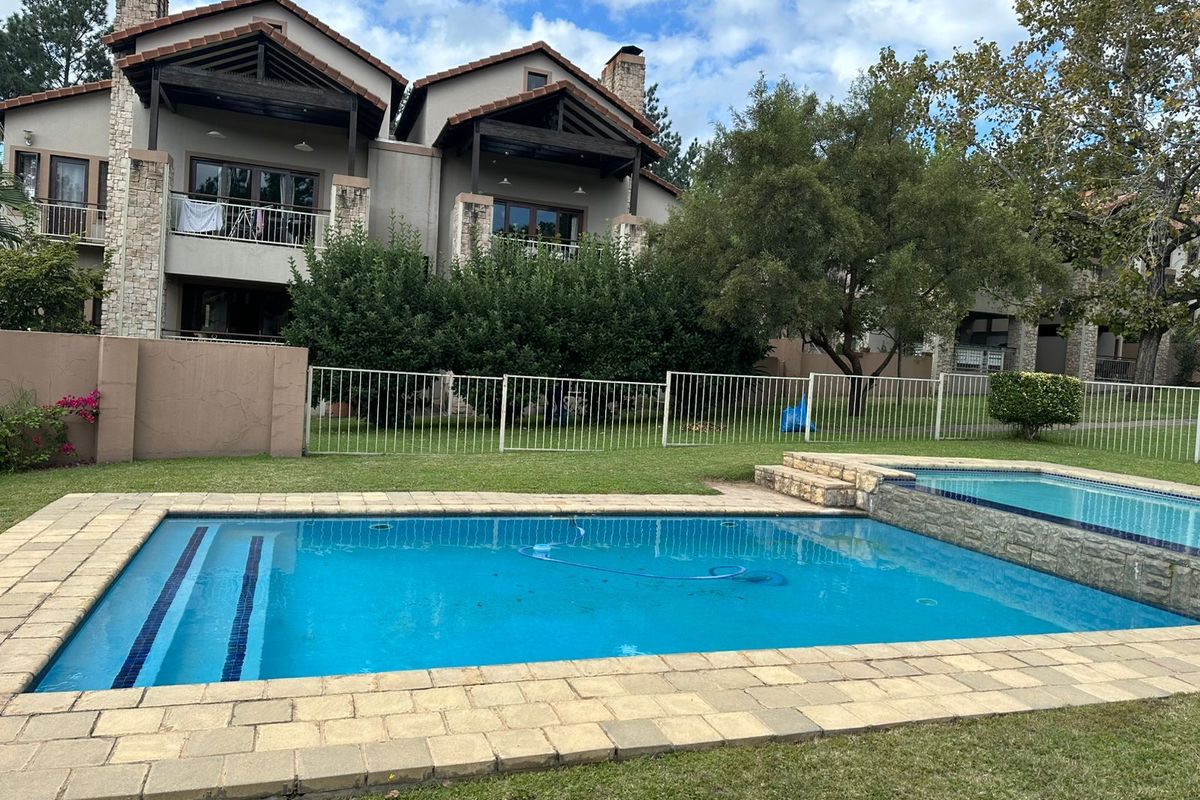 House For Sale in Fourways - Photo 3