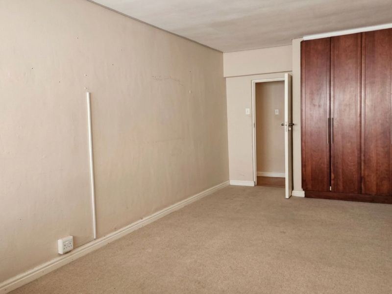 Apartment For Sale in Mouille Point - Photo 10