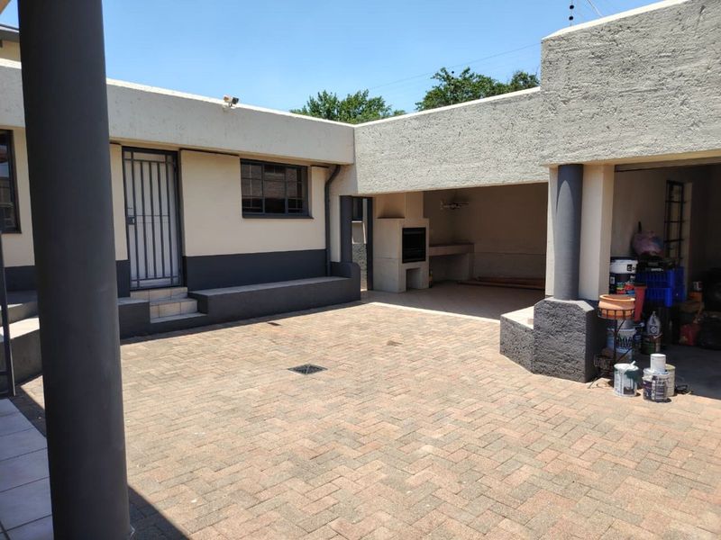 House For Sale in Boksburg South - Photo 5