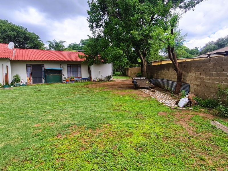 House For Sale in Modimolle Central - Photo 2
