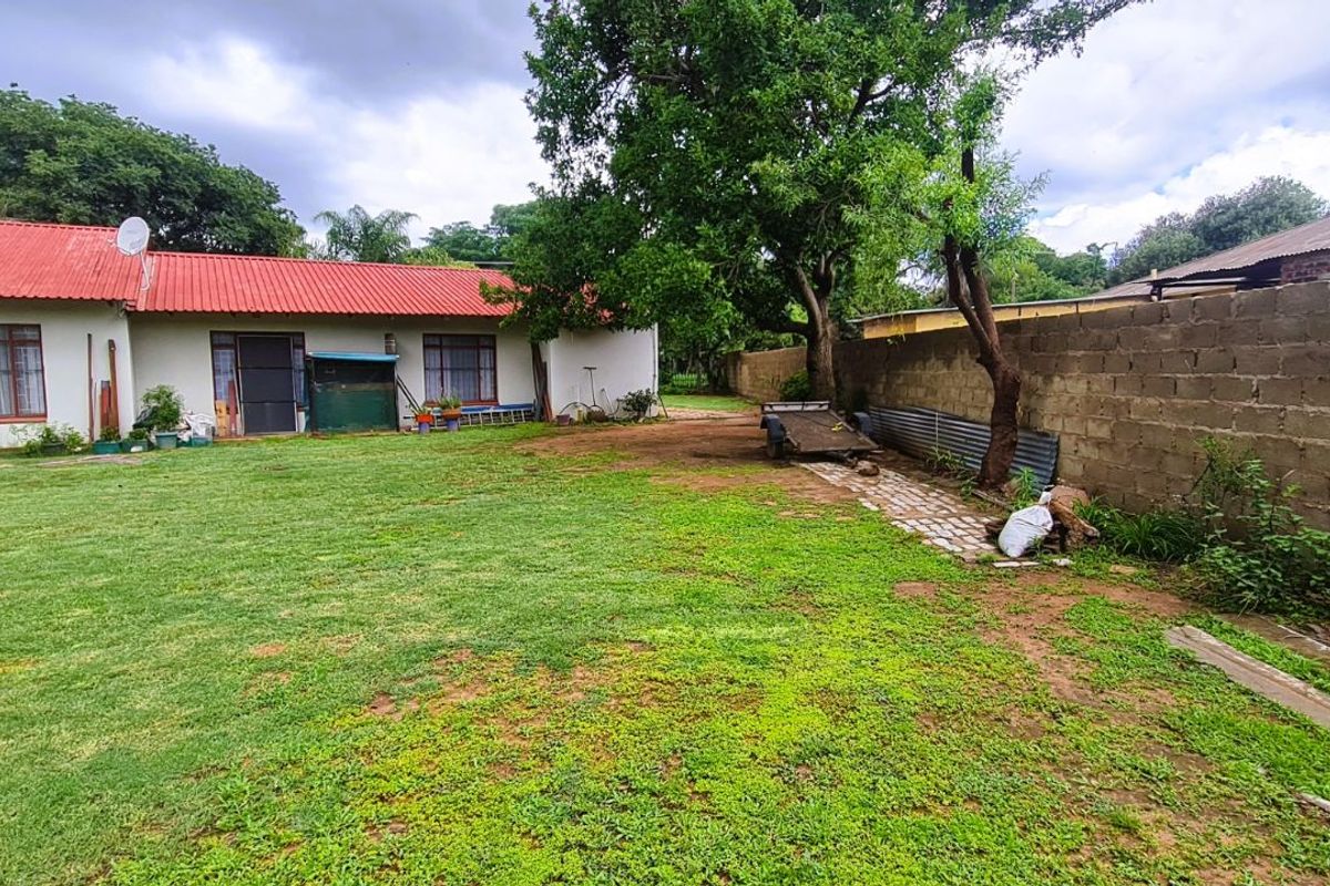 House For Sale in Modimolle Central - Photo 2