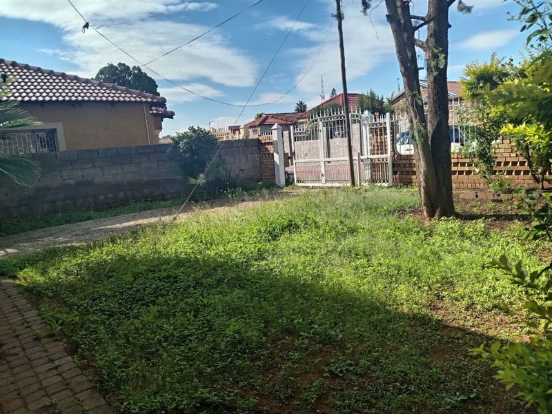 House For Sale in Morula View - Photo 6