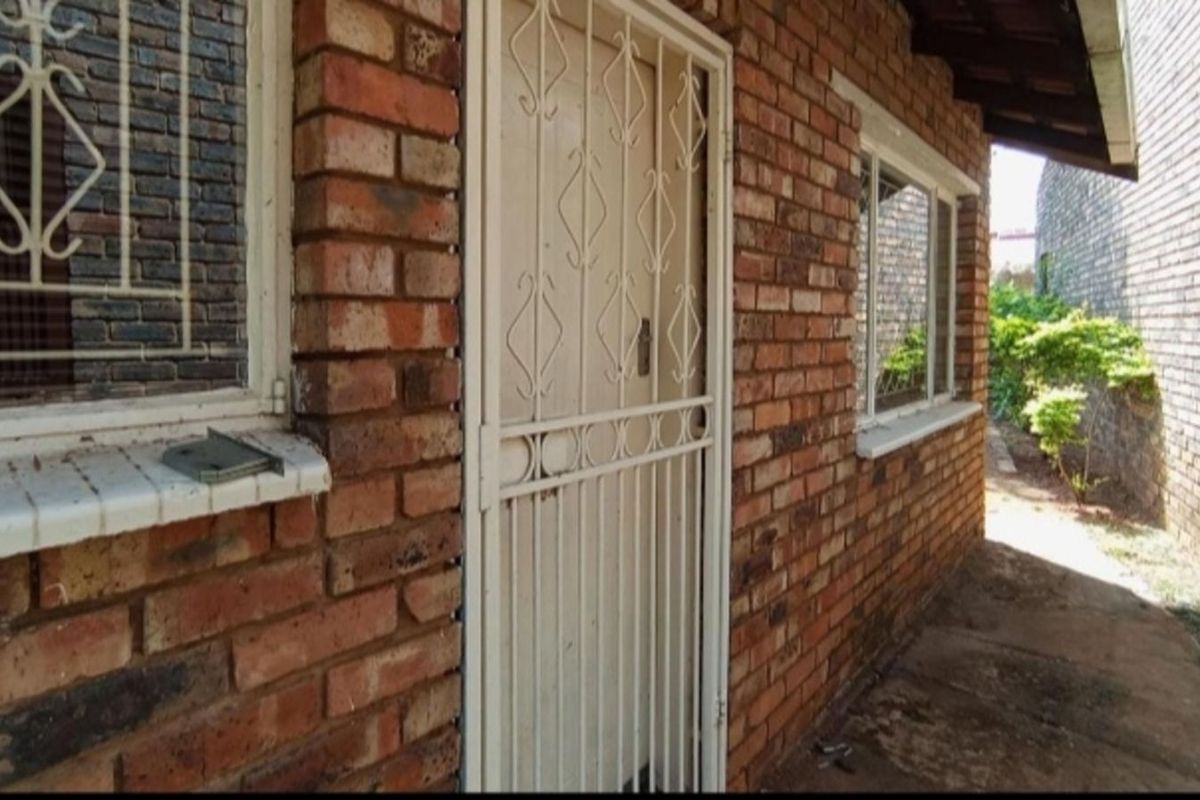 House For Sale in Morula View - Photo 5