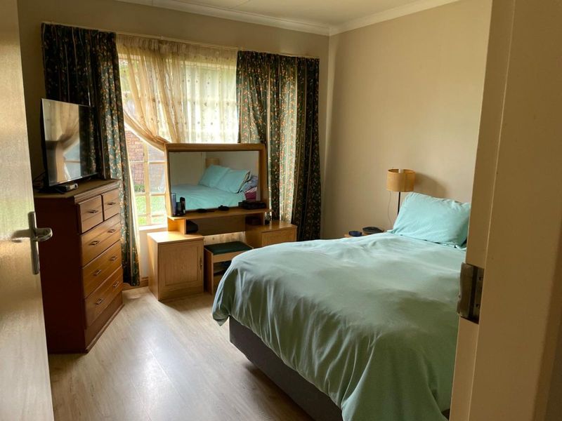 Townhouse For Sale in Amberfield Glen - Photo 9