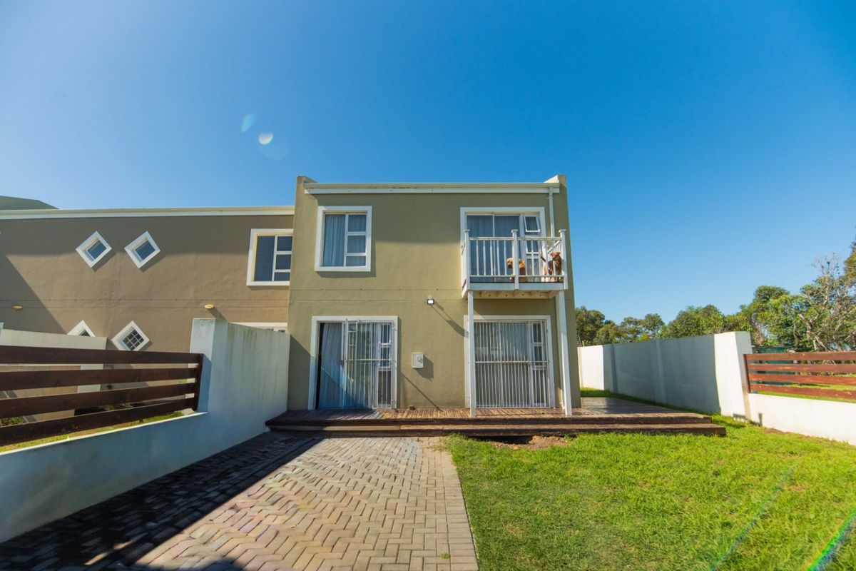 House For Sale in Parsonsvlei - Photo 3
