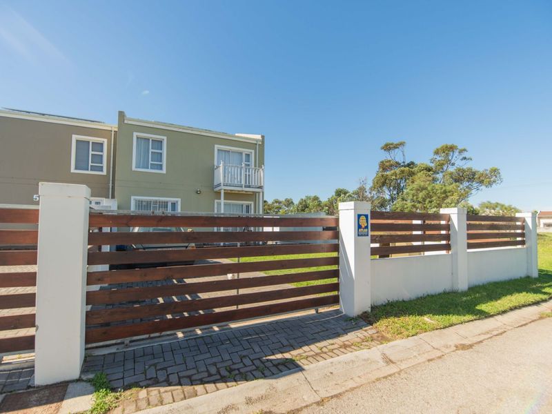 House For Sale in Parsonsvlei - Photo 1