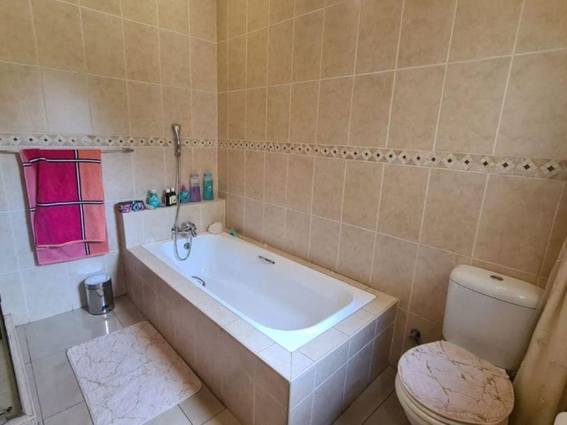 House To Rent in Secunda Central - Photo 8