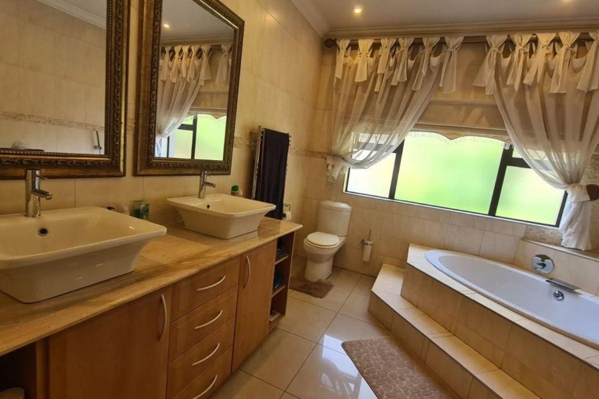 House To Rent in Secunda Central - Photo 3