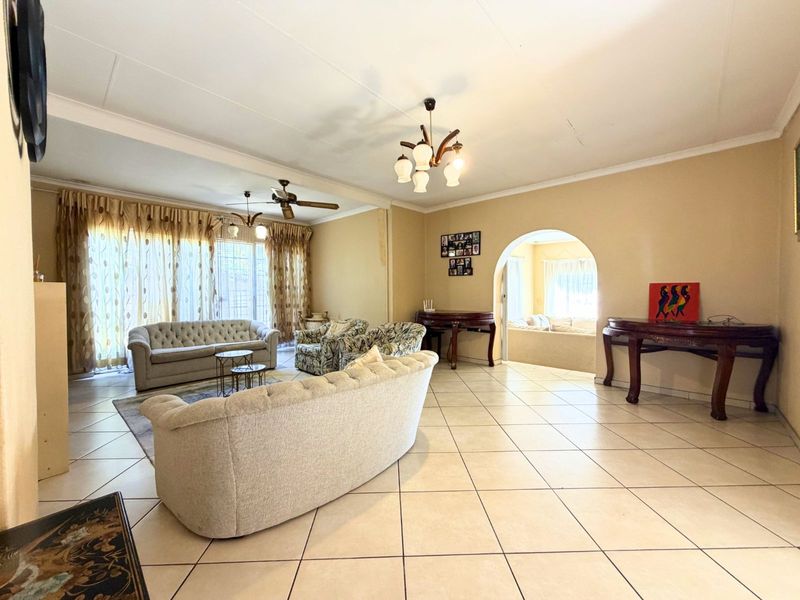 House For Sale in Randpark Ridge - Photo 5