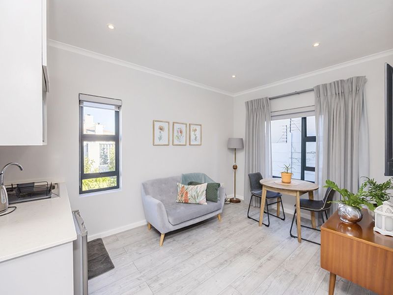 Apartment To Rent in Parklands North - Photo 2