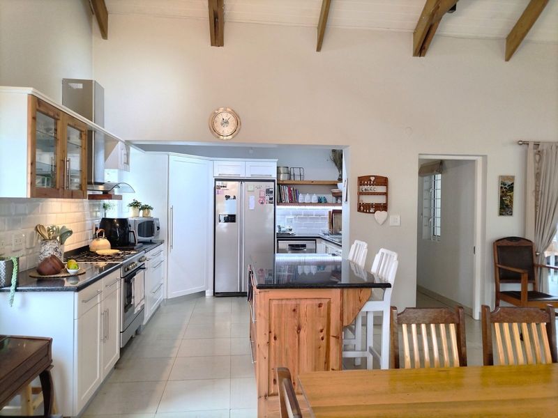 House For Sale in Villiersdorp Central - Photo 6
