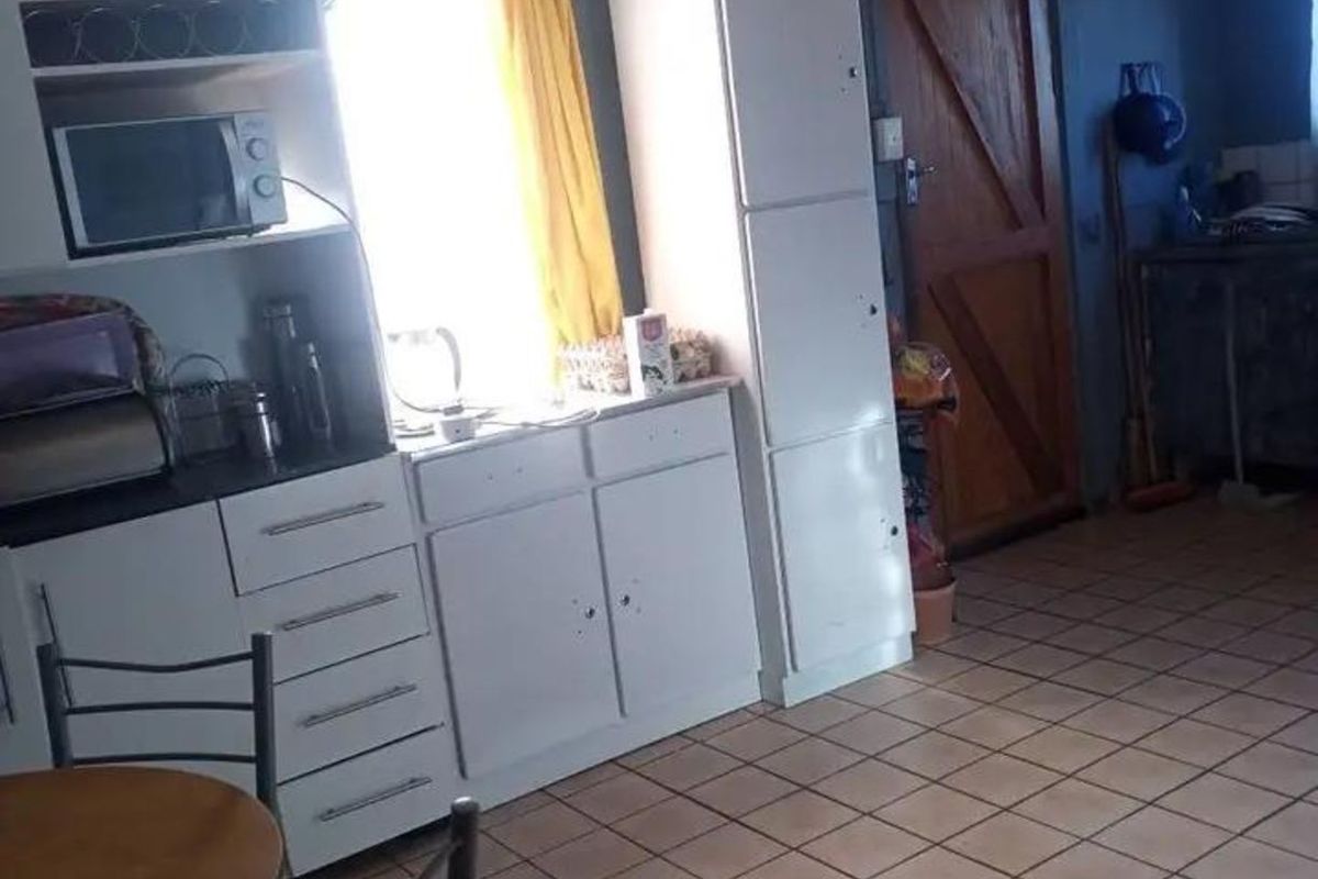 House For Sale in Venterspost - Photo 4