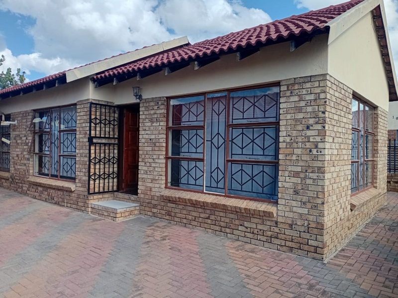 House For Sale in Lesedi Park - Photo 9