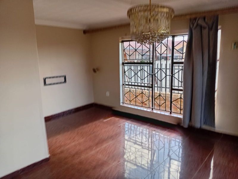 House For Sale in Lesedi Park - Photo 5