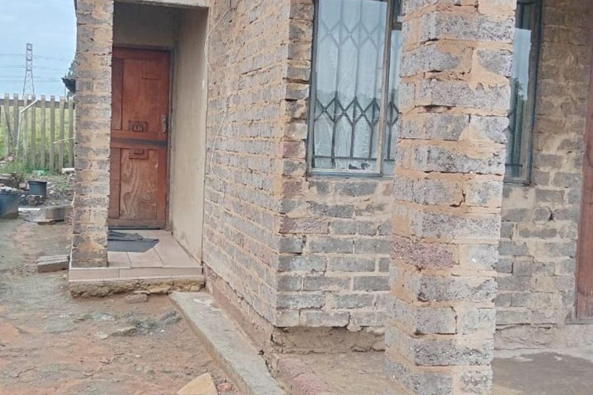 House For Sale in Westonaria Rural - Photo 2