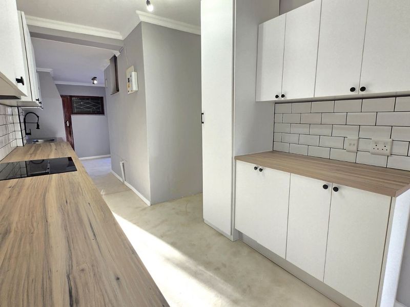 Townhouse For Sale in Strand North - Photo 7