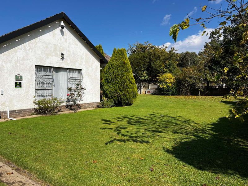 House For Sale in Volksrust Central - Photo 4