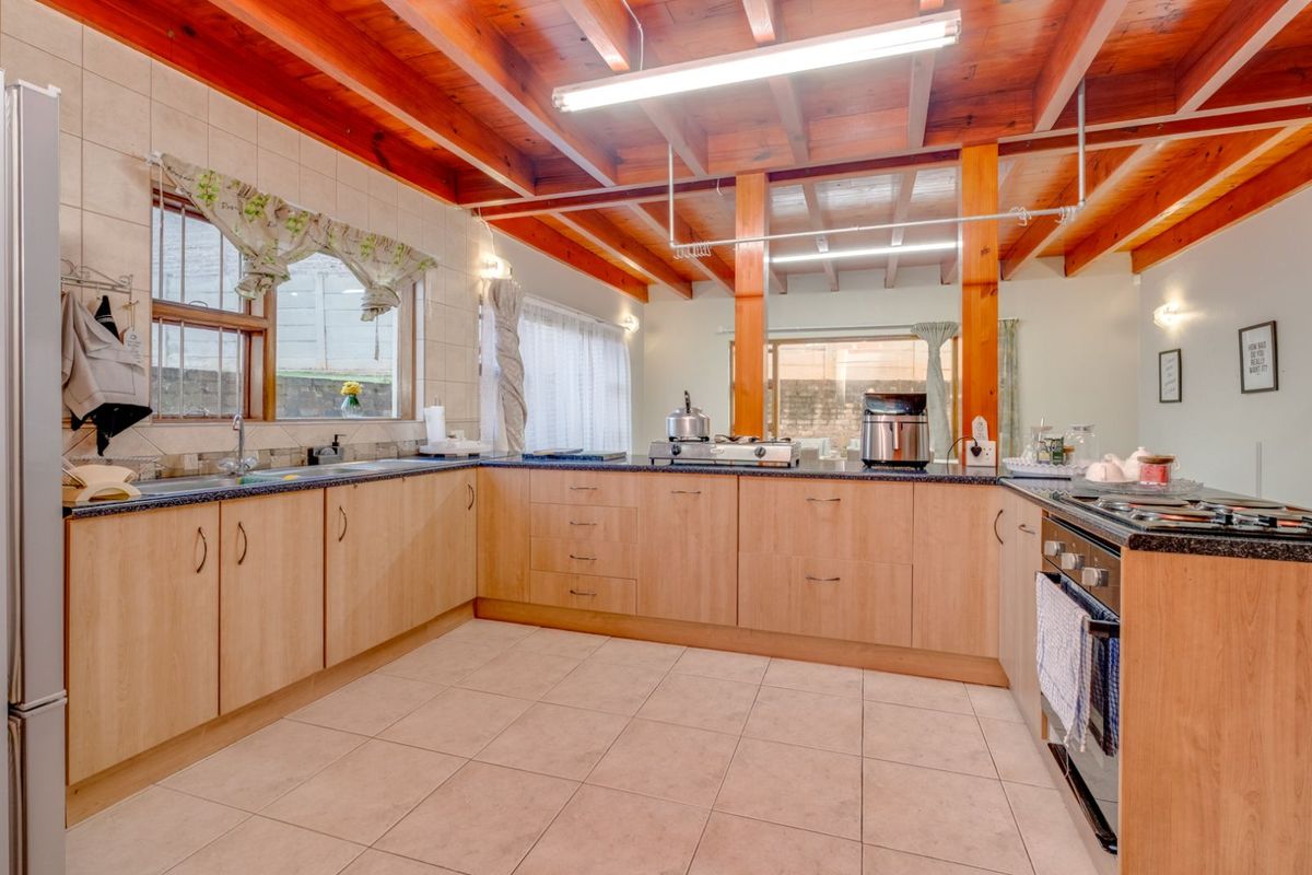 House For Sale in Helderkruin - Photo 4