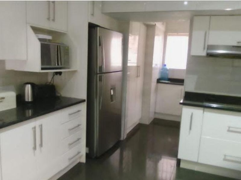 House For Sale in Bezuidenhout Valley - Photo 1