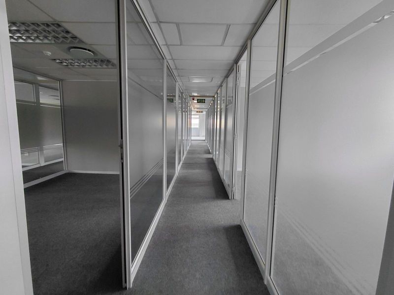 Office To Rent in Faerie Glen - Photo 5