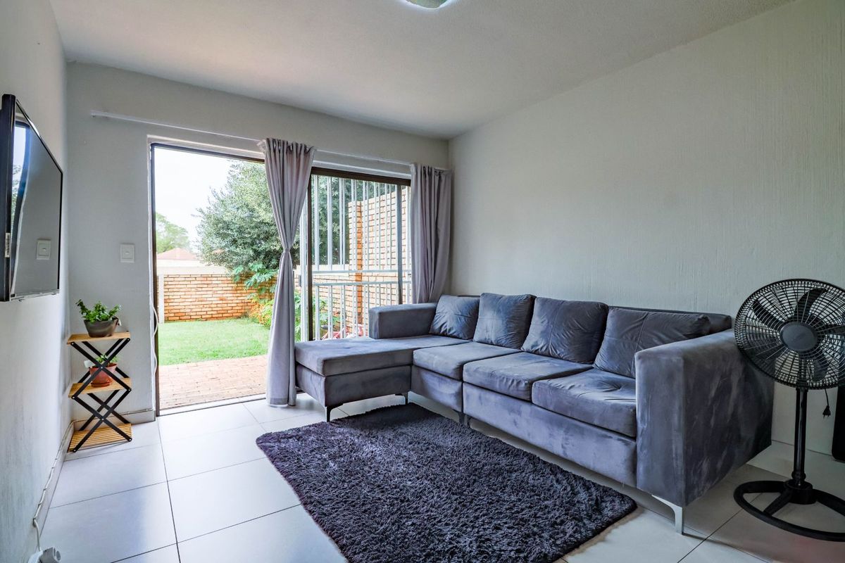 Apartment For Sale in Heuwelsig Estate - Photo 4