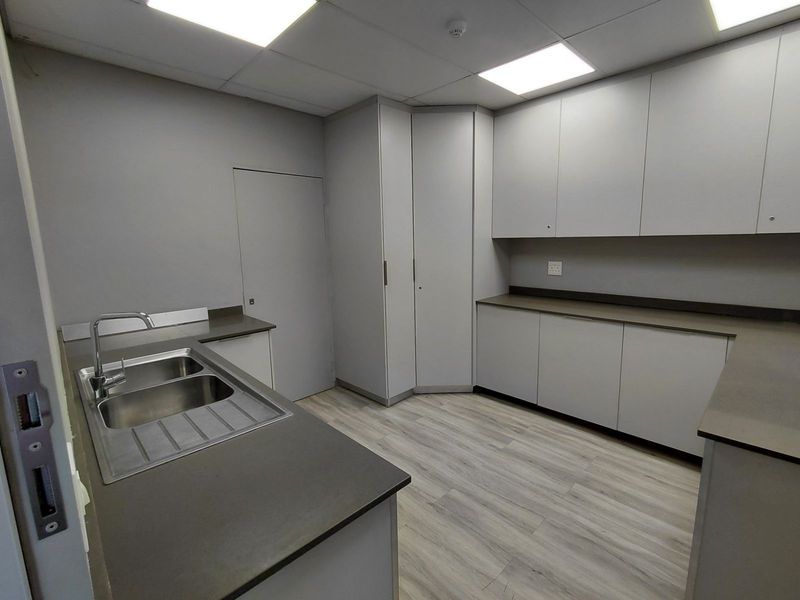 Office To Rent in Faerie Glen - Photo 4