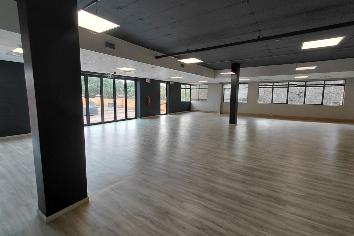 Office To Rent in Faerie Glen - Photo 2