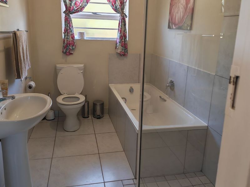 House For Sale in Glenhurd - Photo 6
