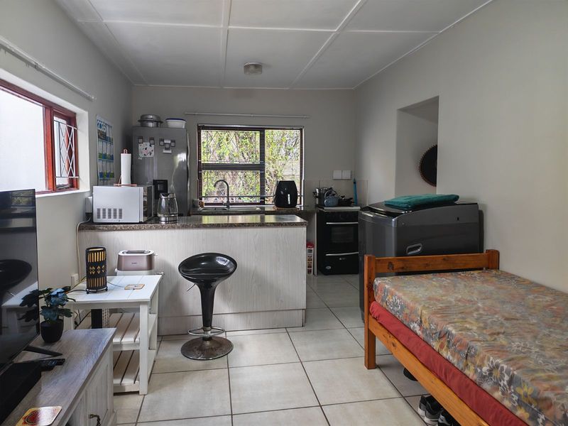 House For Sale in Glenhurd - Photo 7