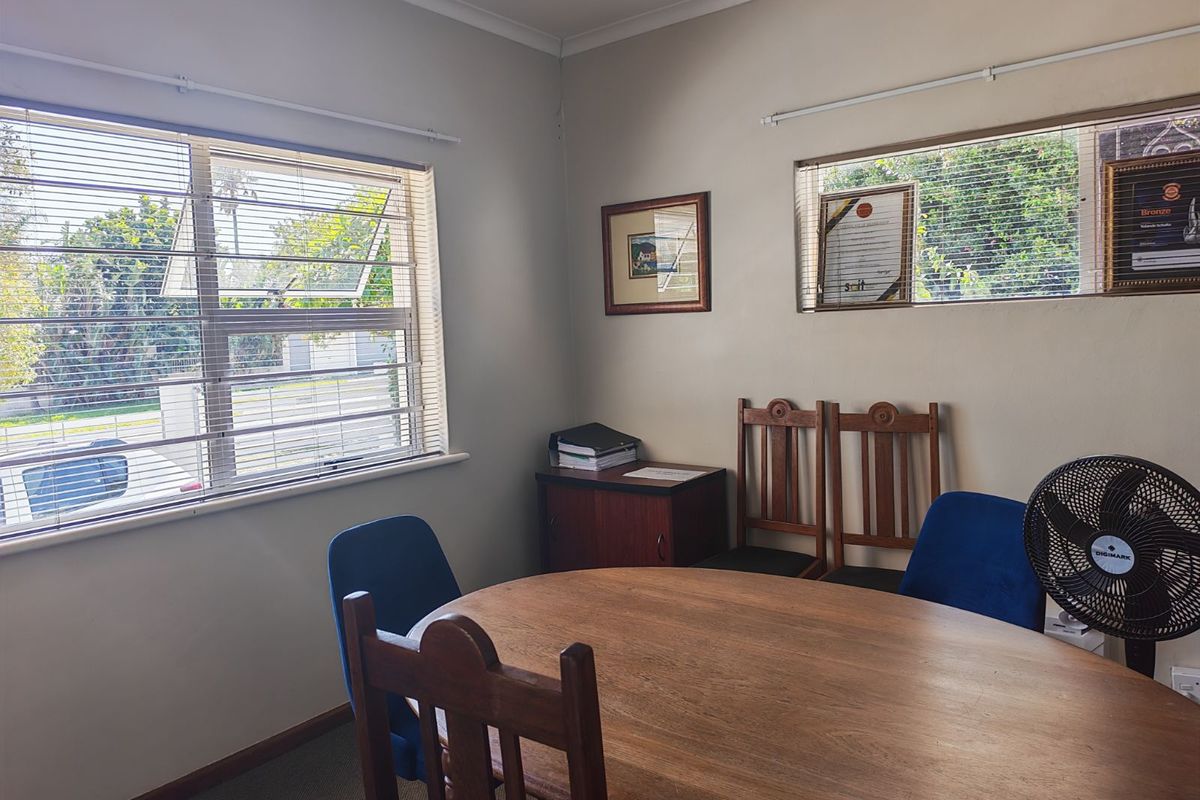 House For Sale in Glenhurd - Photo 5
