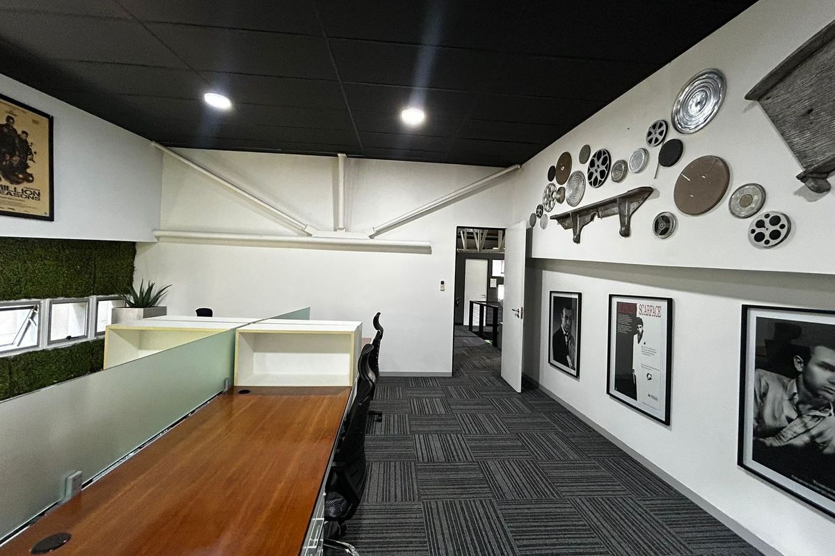 Commercial To Rent in Kyalami AH - Photo 4