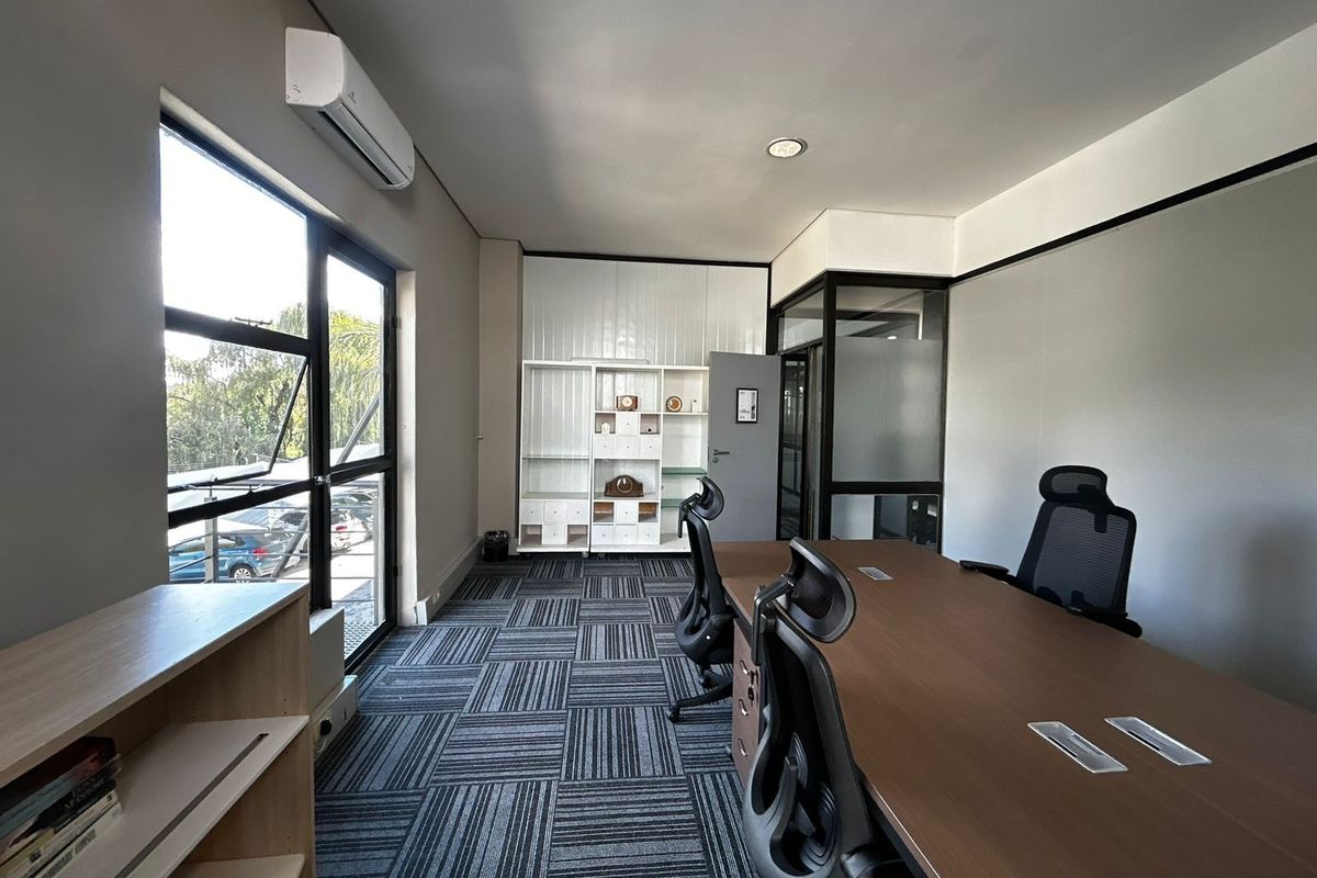 Commercial To Rent in Kyalami - Photo 4